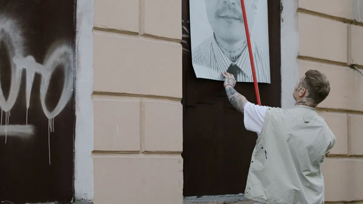 Plėvelės klijavimas Vilniuje – langų, durų ir baldų plėvelės